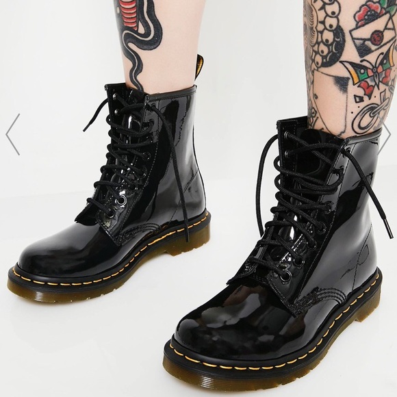 Dr. Martens Shoes - 🎀Dr Marten 8 hole black patent leather boot sz 7